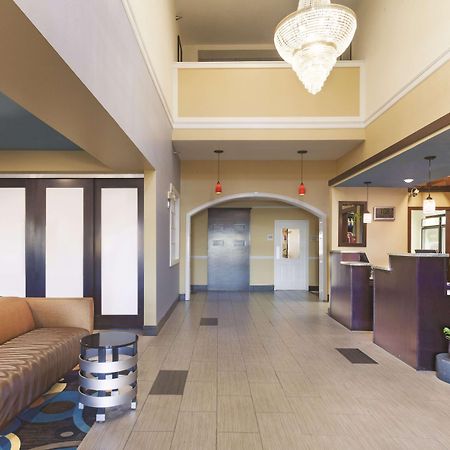 La Quinta By Wyndham Elizabethtown Hotell Exteriör bild