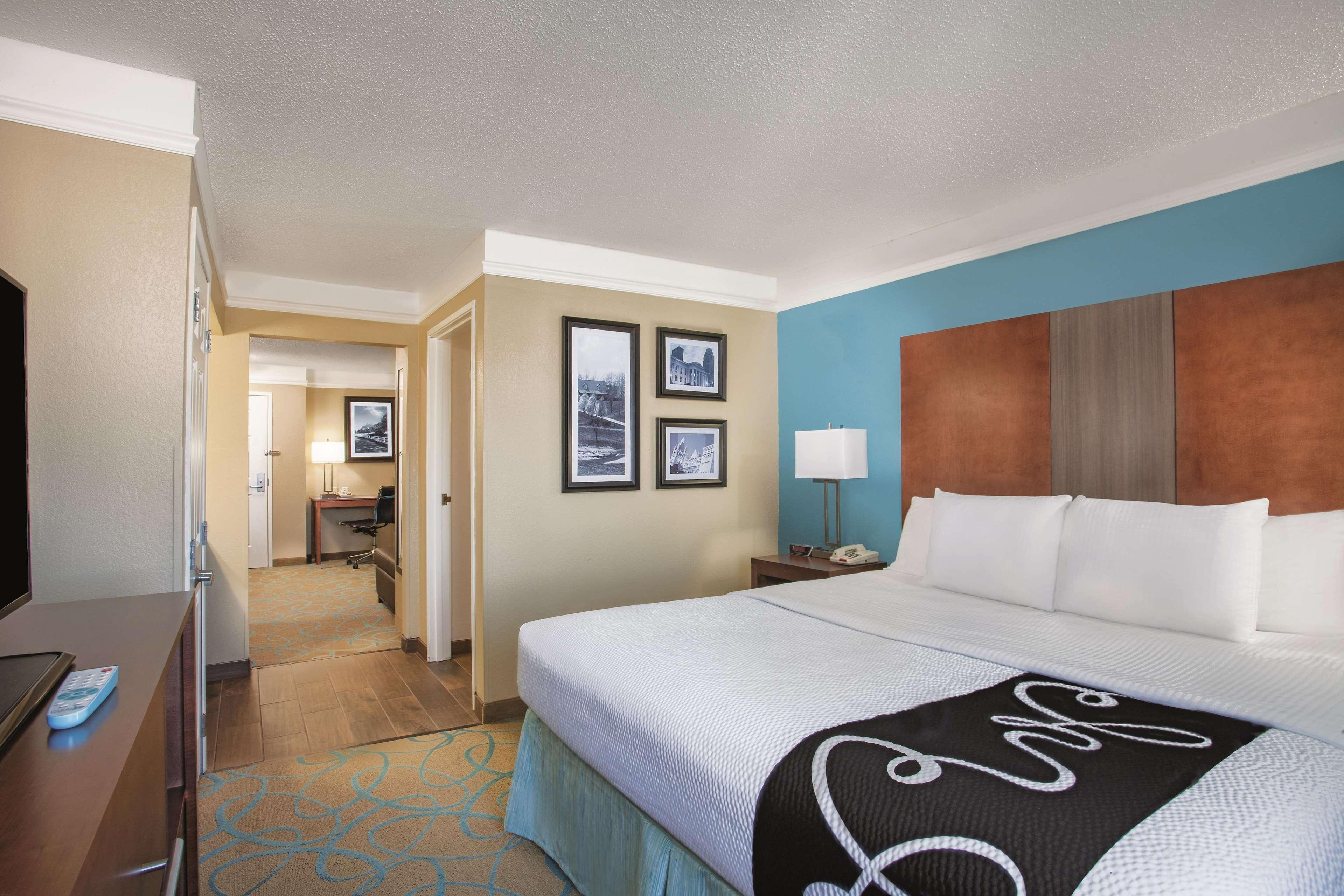 La Quinta By Wyndham Elizabethtown Hotell Exteriör bild