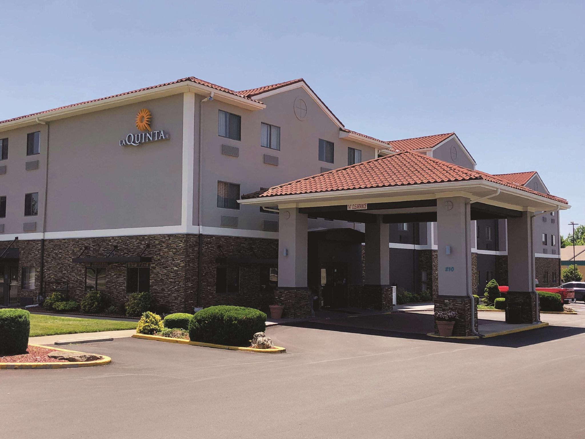 La Quinta By Wyndham Elizabethtown Hotell Exteriör bild