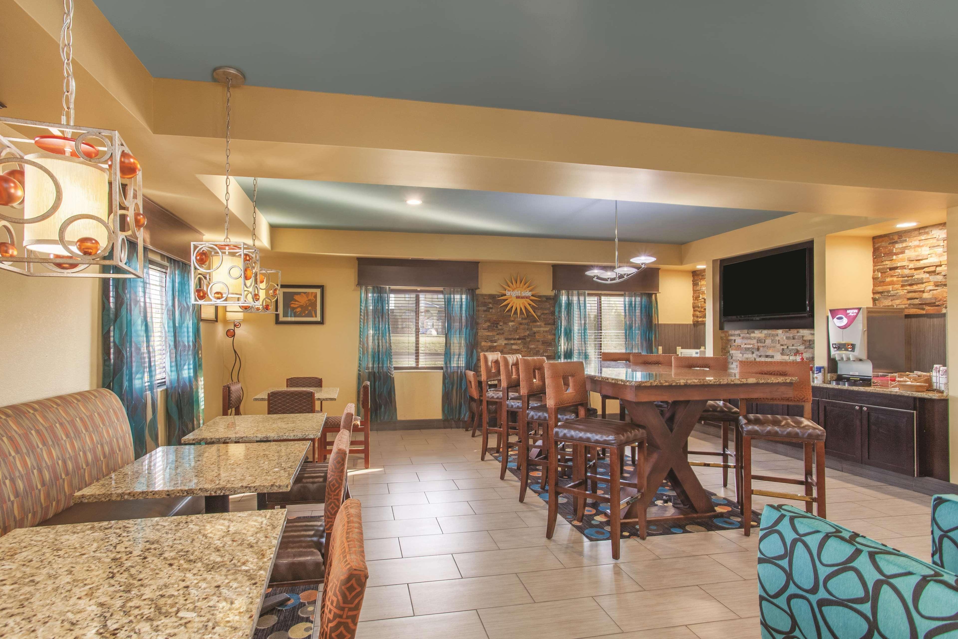 La Quinta By Wyndham Elizabethtown Hotell Exteriör bild